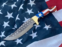 Load image into Gallery viewer, American Flag themed Bowie Knife