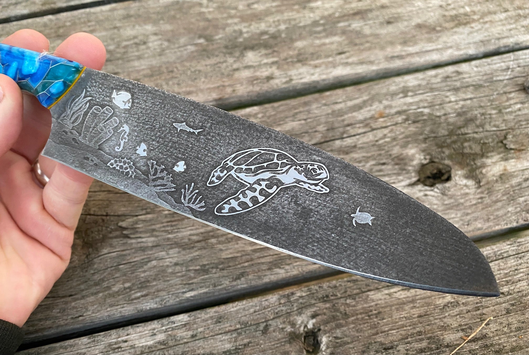Making Cast Resin Fish Scale Knife Handles