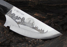Load image into Gallery viewer, Custom Two Tone Etched Hunting Knife